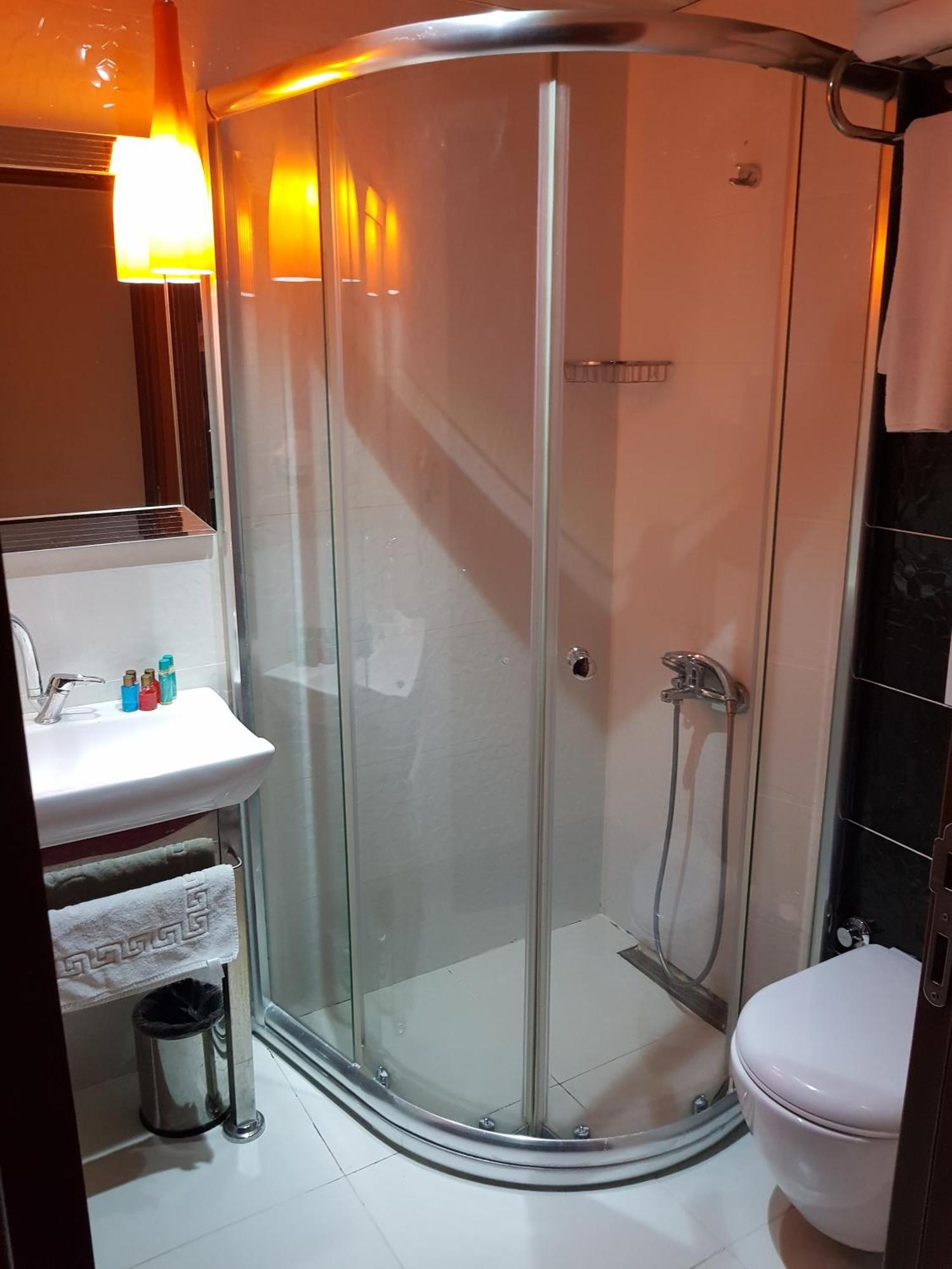 Ismira Hotel Ankara Zewnętrze zdjęcie