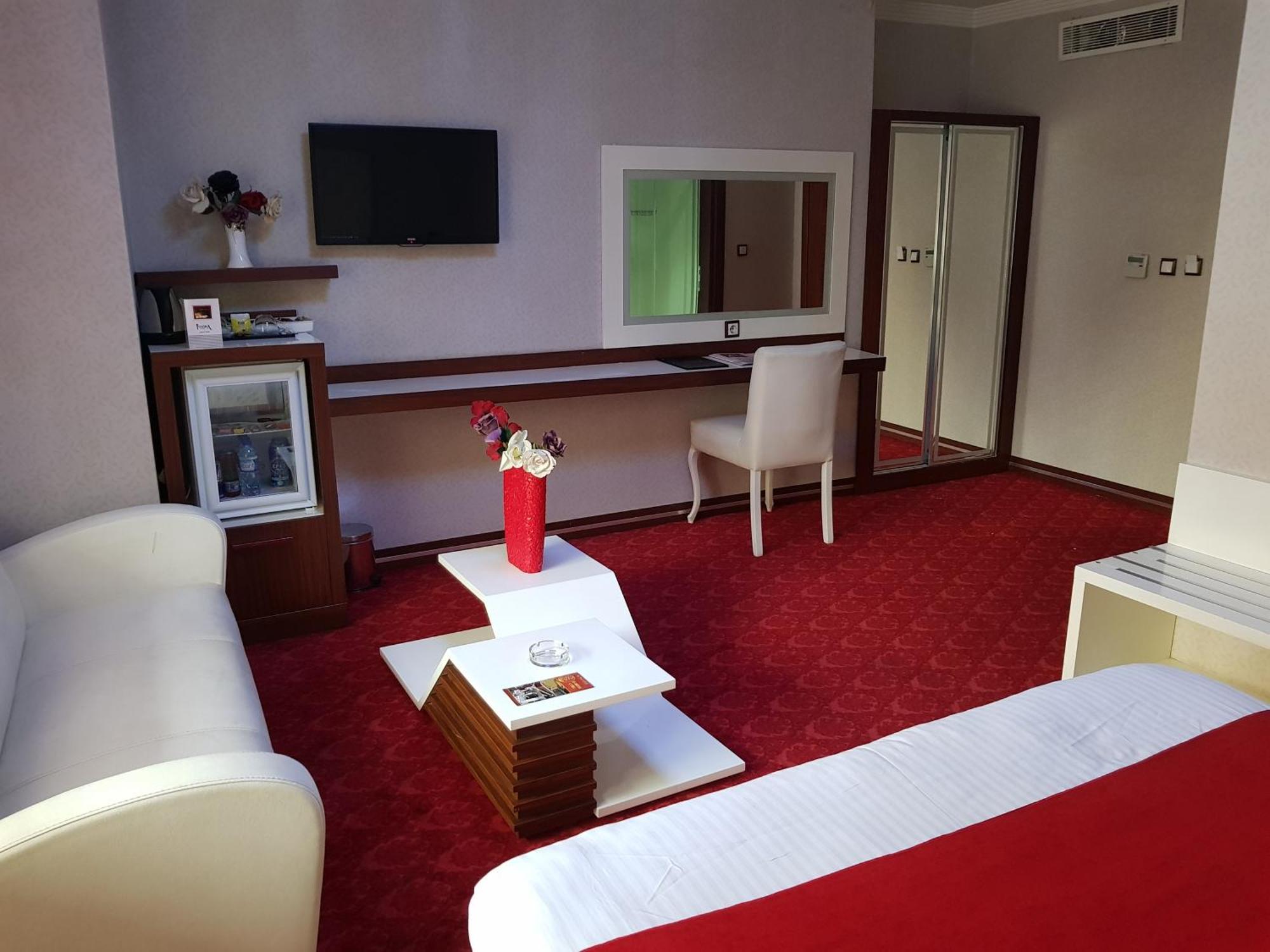 Ismira Hotel Ankara Zewnętrze zdjęcie